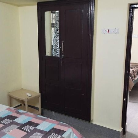 Sunshine Apartments Madras Buitenkant foto